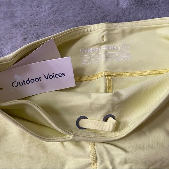 ✨ NWT Outdoor Voices Move Free 6” Shorts Gecko Sz Small - Picture 7 of 16